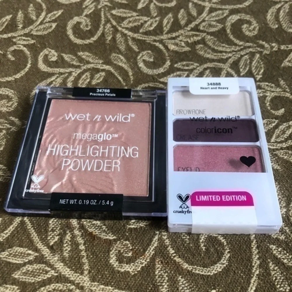 3/30$ WET N WILD Highlighter PRECIOUS PETALS and HEART and HEAVY Eyeshadow